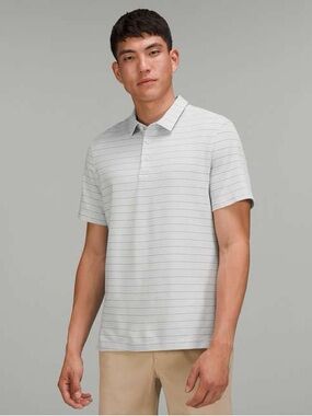 232 LULULEMON POLO P18 L24.7